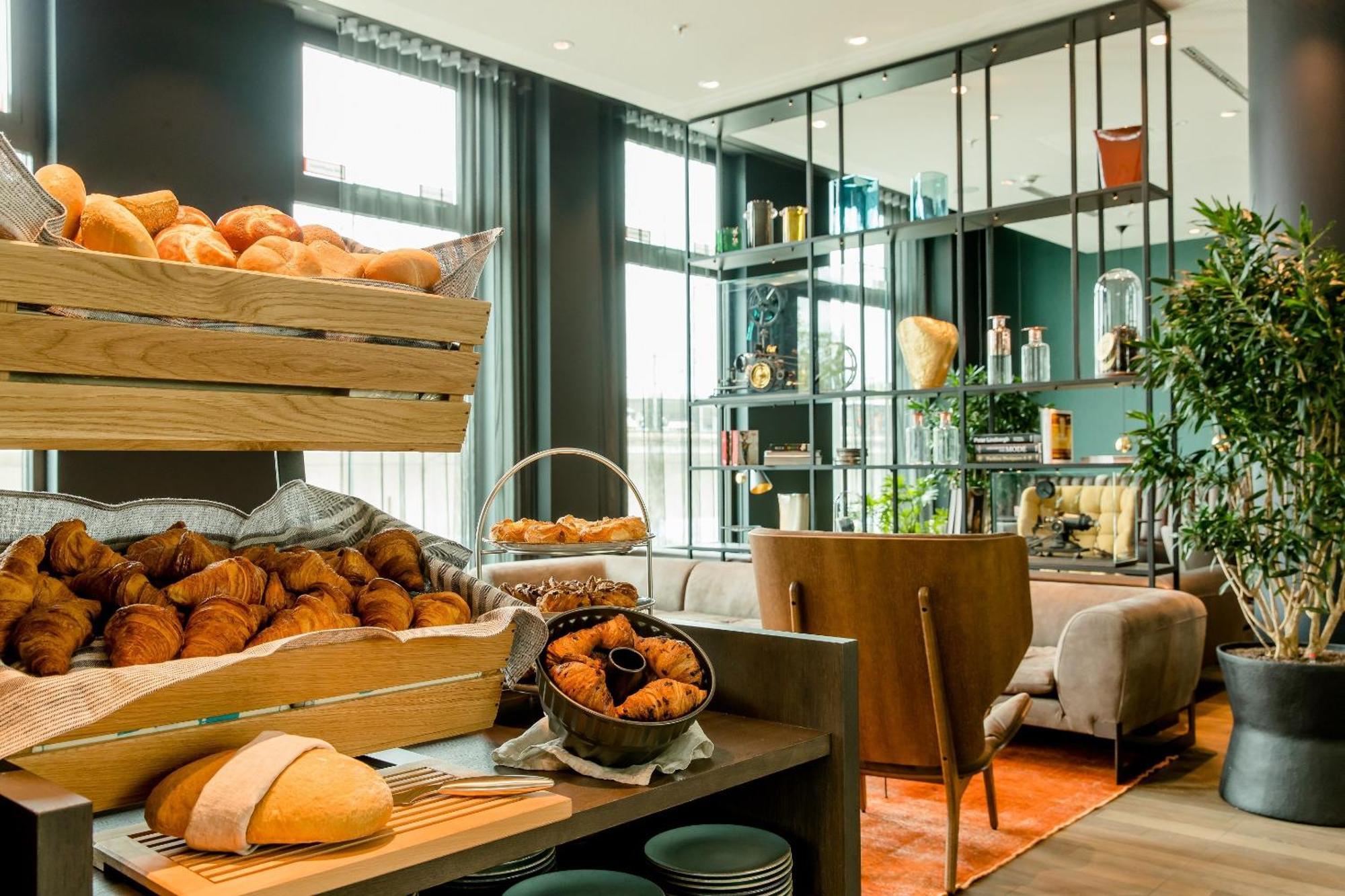 Motel One Koeln-Messe Dış mekan fotoğraf